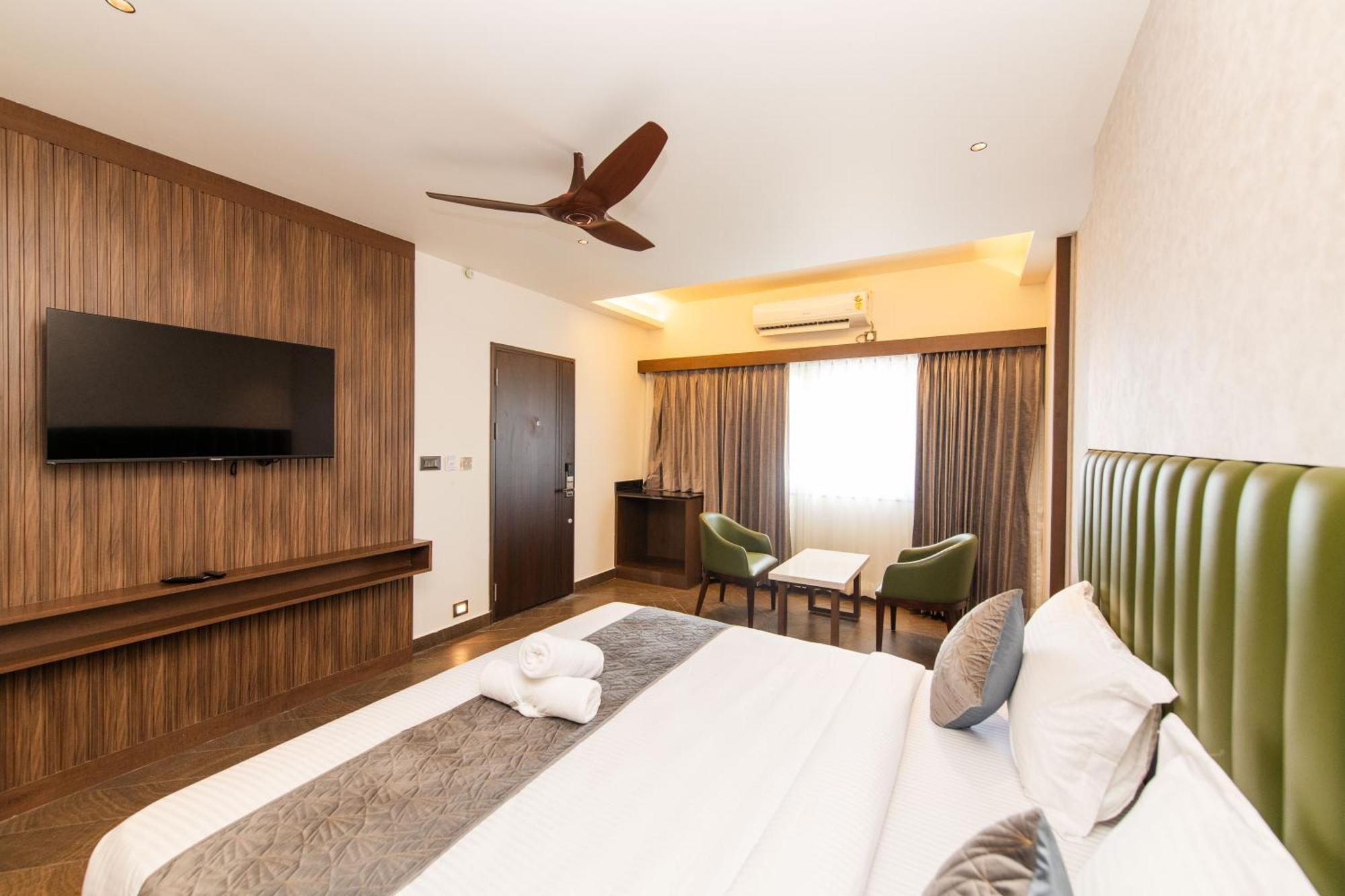 Hotel Mysore Radiance Zewnętrze zdjęcie