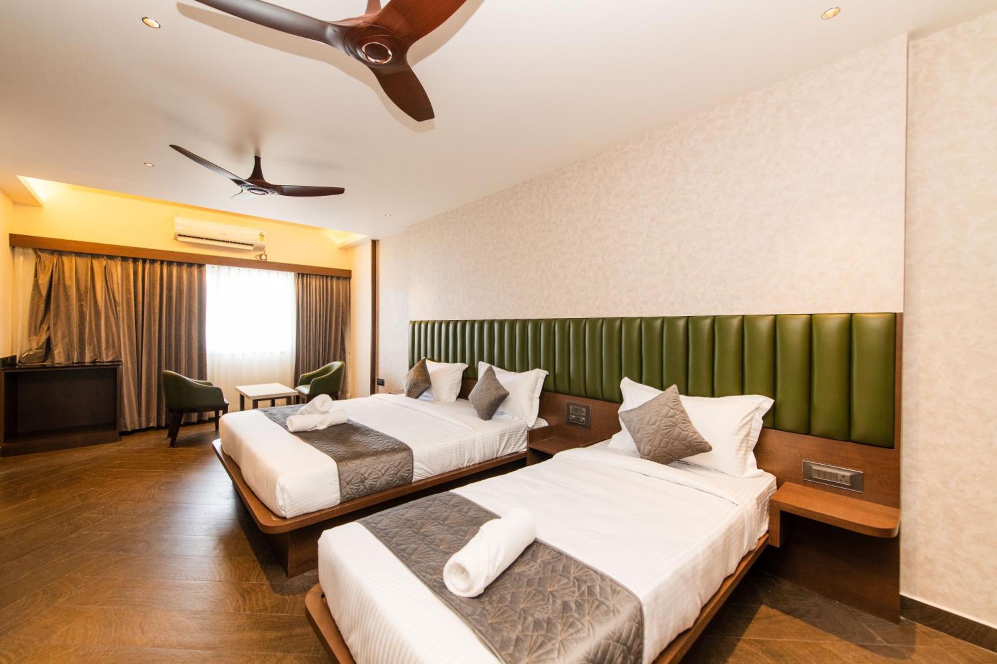 Hotel Mysore Radiance Zewnętrze zdjęcie