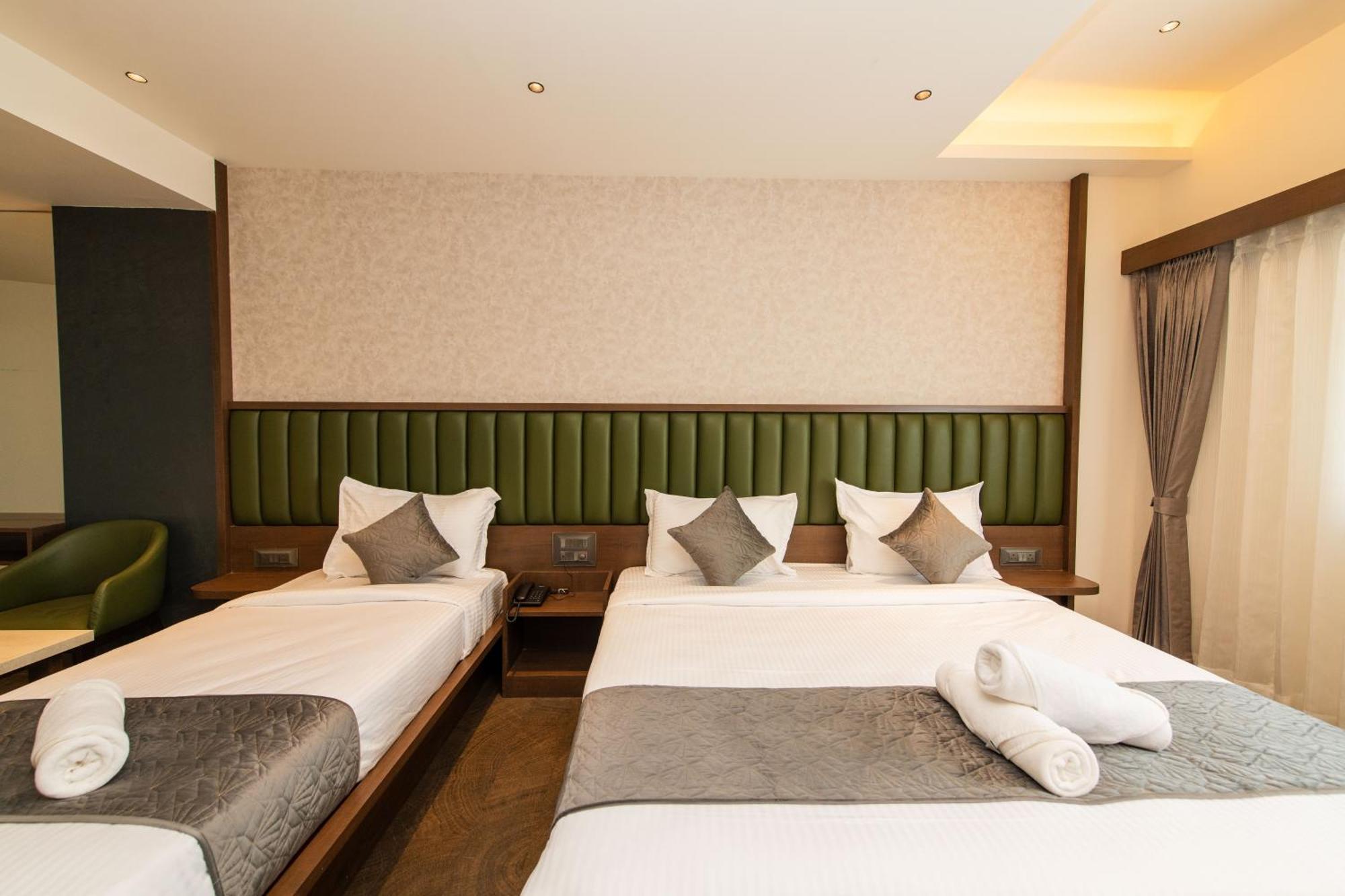 Hotel Mysore Radiance Zewnętrze zdjęcie