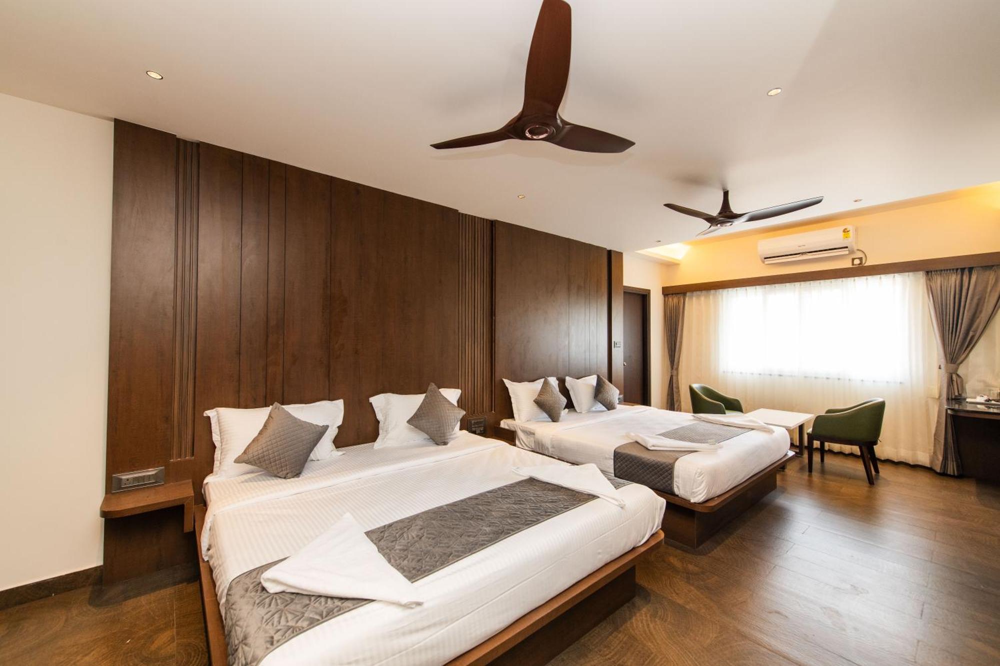 Hotel Mysore Radiance Zewnętrze zdjęcie