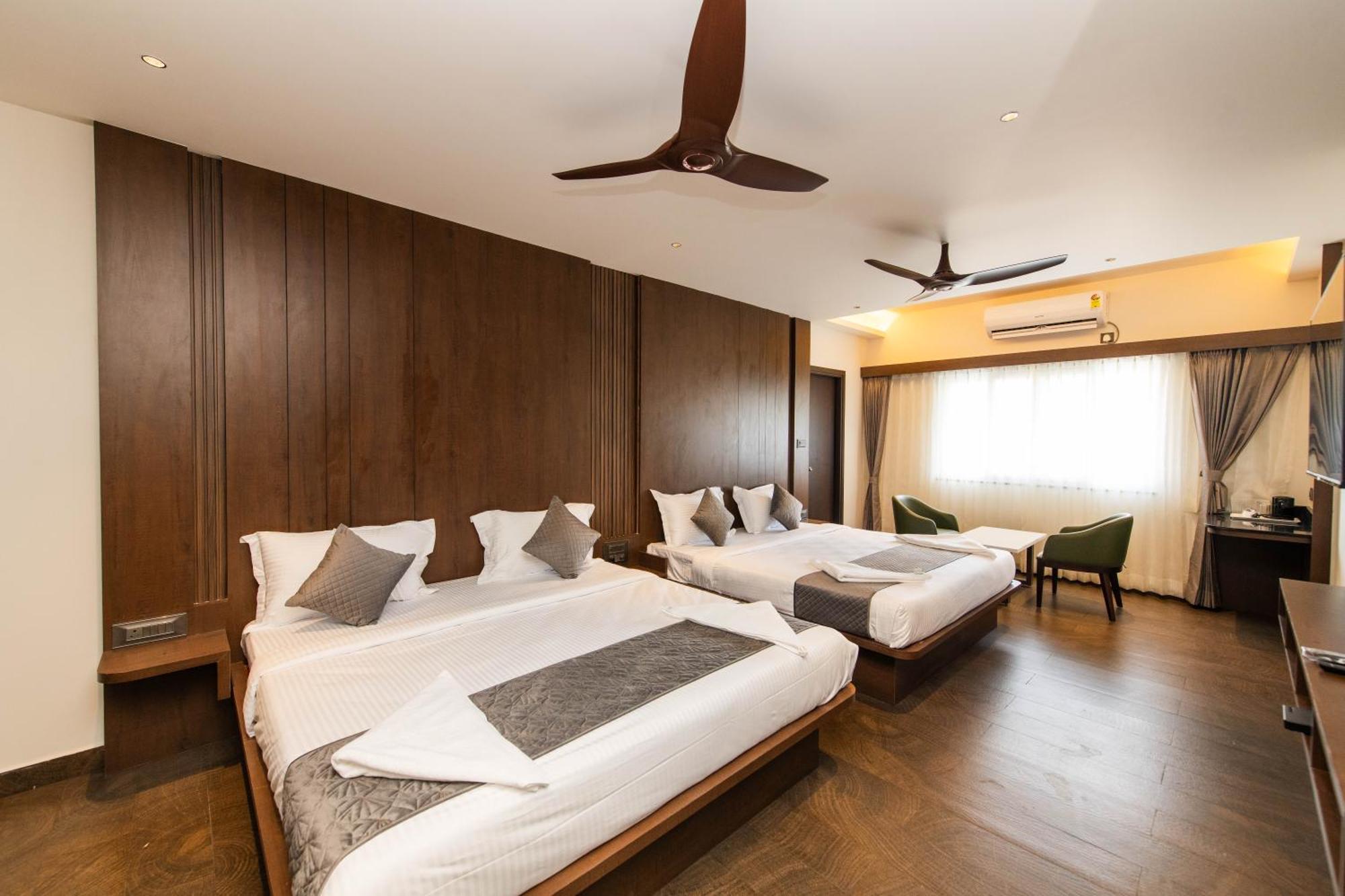 Hotel Mysore Radiance Zewnętrze zdjęcie