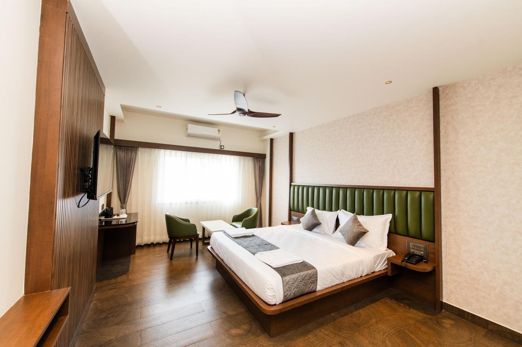 Hotel Mysore Radiance Zewnętrze zdjęcie